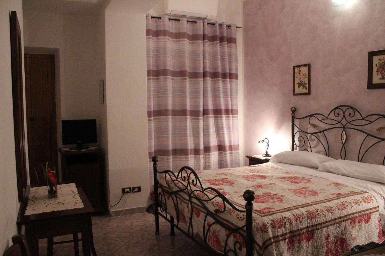Agriturismo Le Chicche Di Mafalda มอนเตเมราโน ภายนอก รูปภาพ