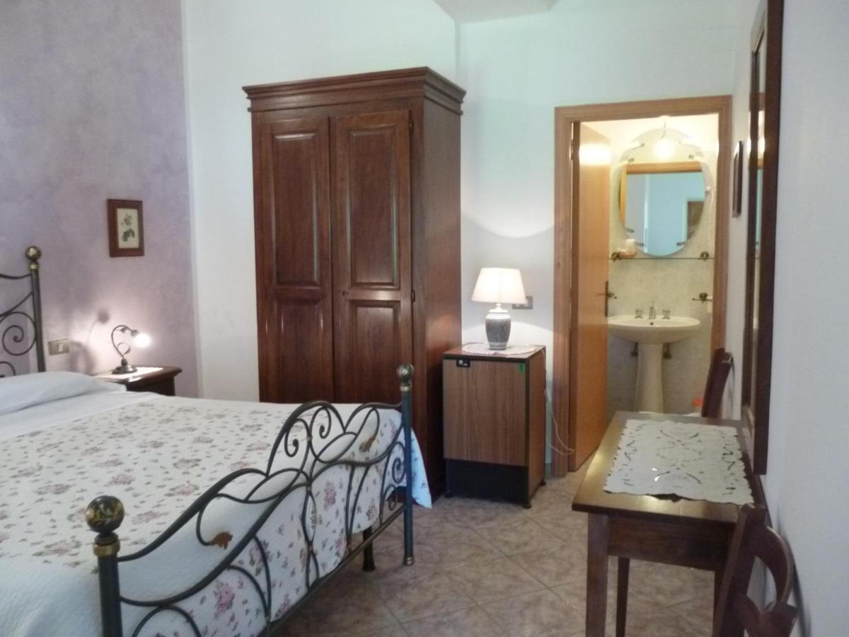 Agriturismo Le Chicche Di Mafalda มอนเตเมราโน ภายนอก รูปภาพ