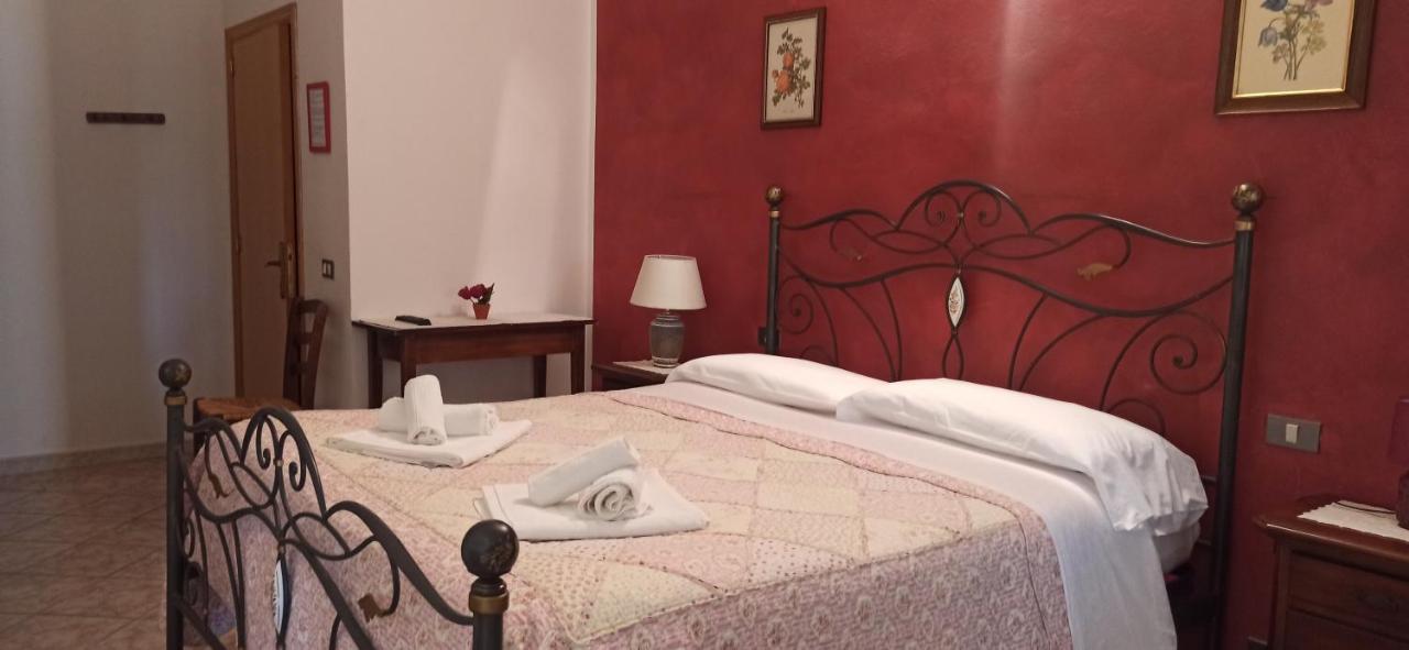 Agriturismo Le Chicche Di Mafalda มอนเตเมราโน ภายนอก รูปภาพ